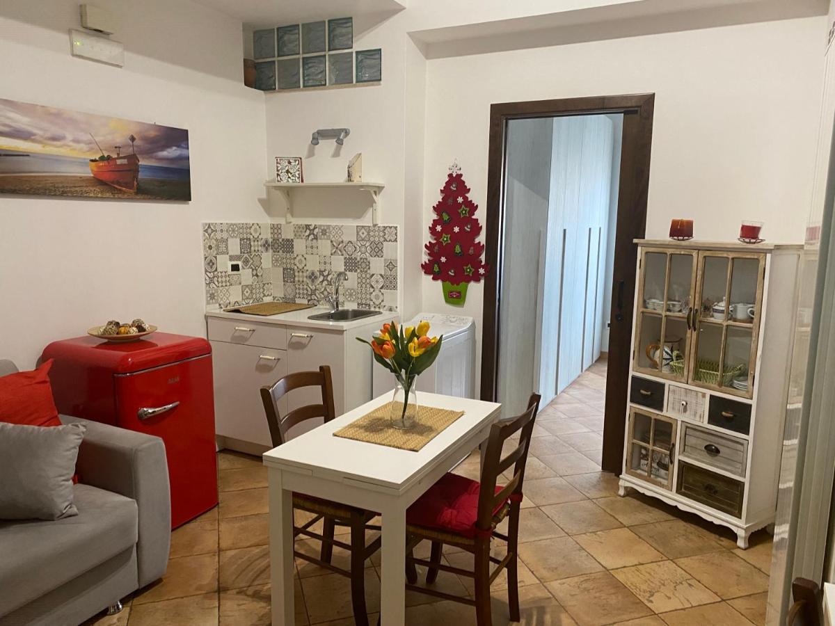 נאפולי B&B La Magnolia מראה חיצוני תמונה